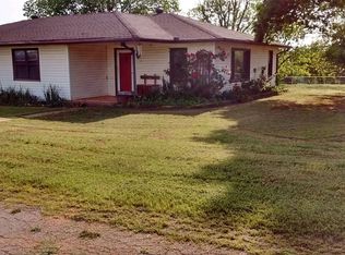 8651 E Simpson Rd, Guthrie, OK 73044