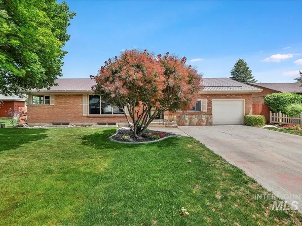 2011 Schodde Ave, Burley, ID 83318