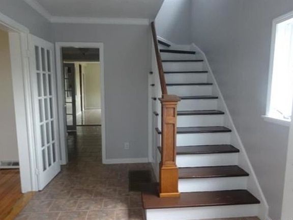 5th image of 1330 Blandina St