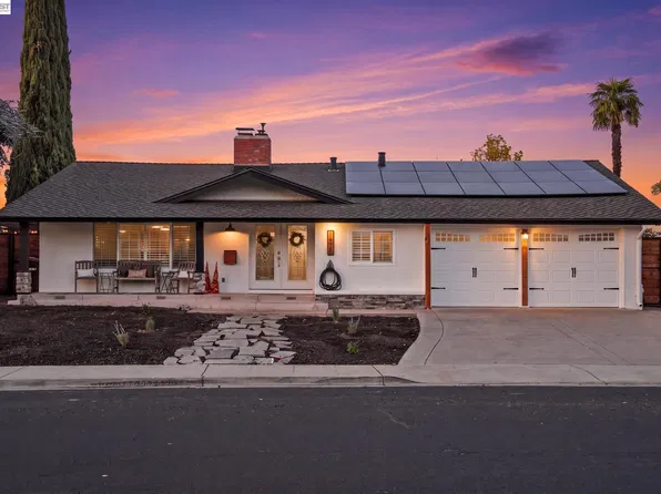 1526 De Soto Way, Livermore, CA 94550