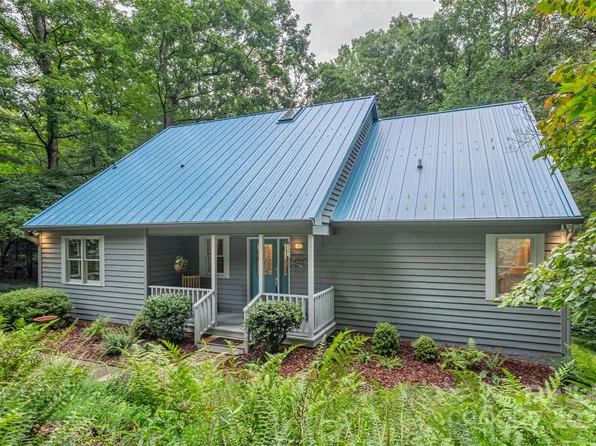 11 Claremont Dr, Flat Rock, NC 28731