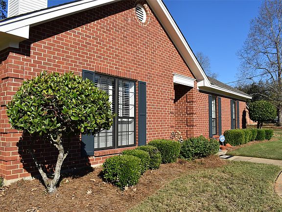 4th image of 4501 Deerfield Ct