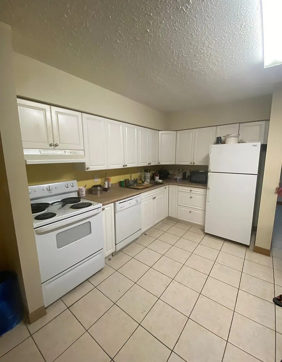 251 Lester Street Waterloo — Photo 3