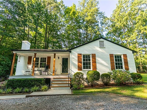 4th image of 8466 Anderson Ct