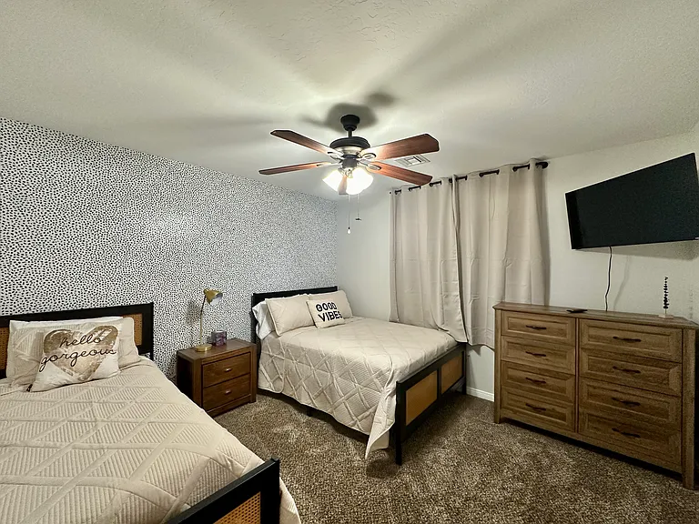1319 S Brooke Ln — Photo 17