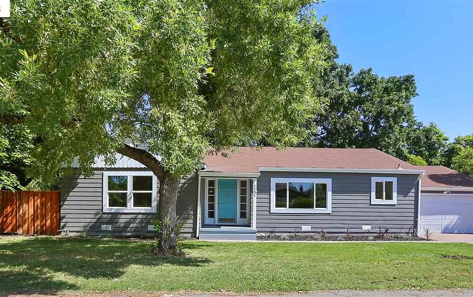2nd image of 1131 Clarane Ave