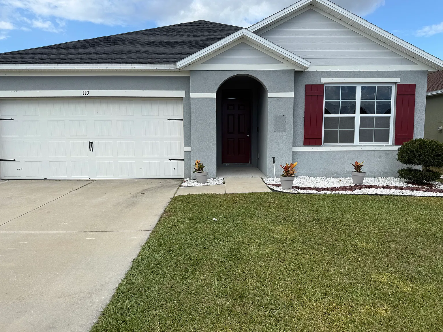 3 bed, $1,750 — Photo 1