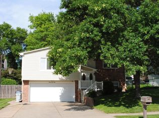 2330 Ammon Ave, Lincoln, NE 68507