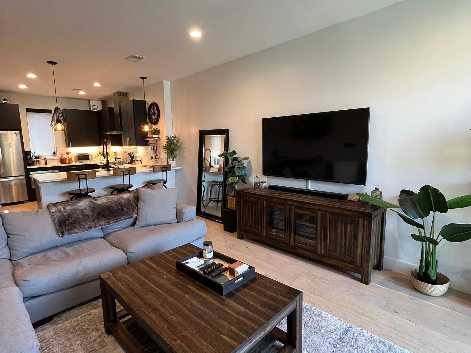 3539 W Conejos Pl — Photo 4
