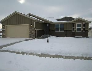 1st image of 1438 Chesapeake Ln