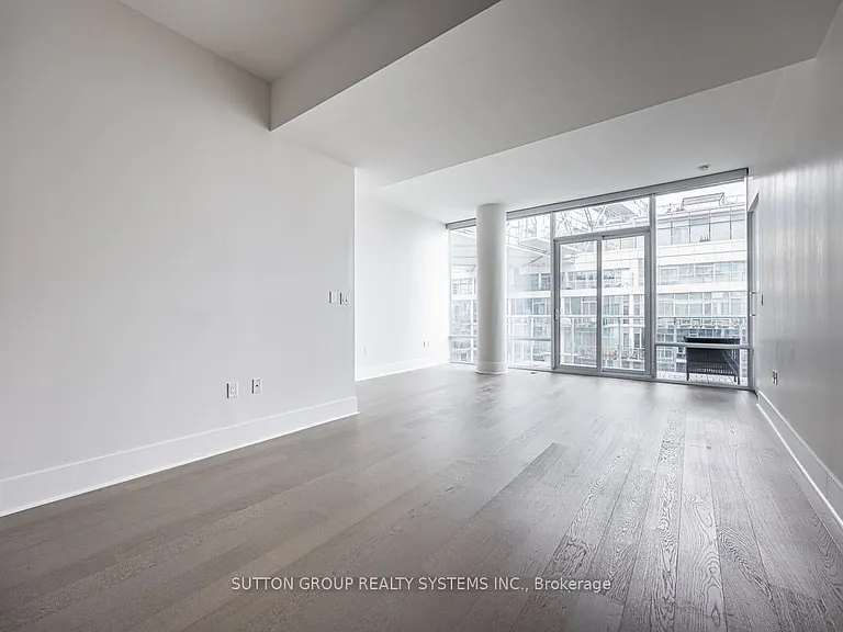 29 Queens Quay E #1008 — Photo 13