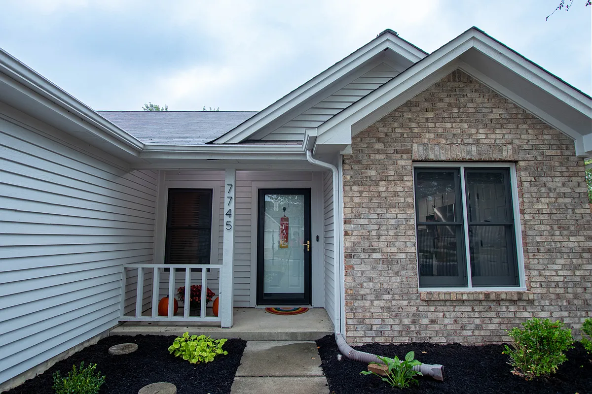 7745 Sparrows Point Ct photo 1