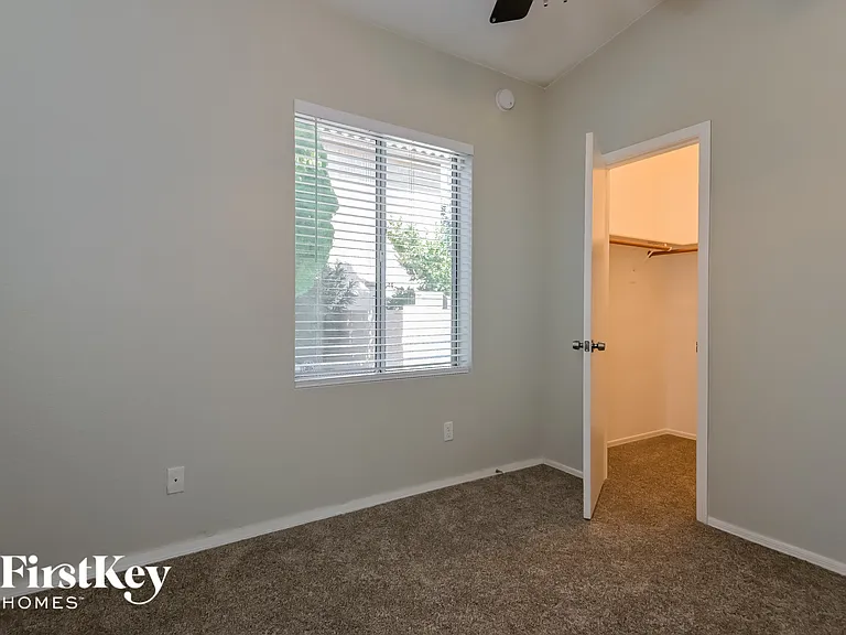 7640 W Summer Sky Dr — Photo 11