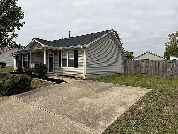 4th image of 10 Grape Arbor Ln