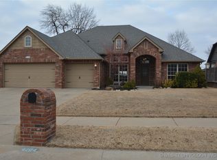 4204 W Roanoke St, Broken Arrow, OK 74011