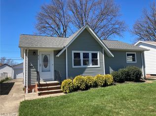 814 Charles St, Eastlake, OH 44095