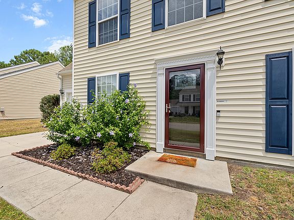 5th image of 5216 Carriage Pine Dr