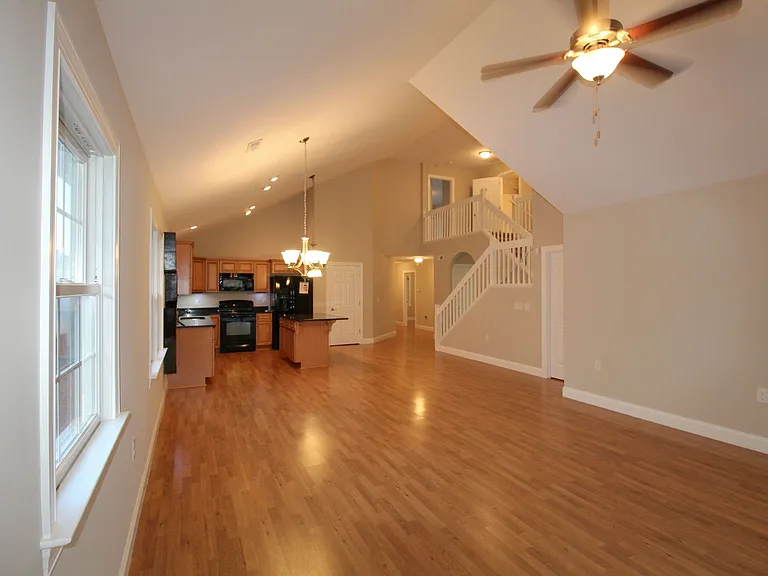 500 Callaway Cir — Photo 16