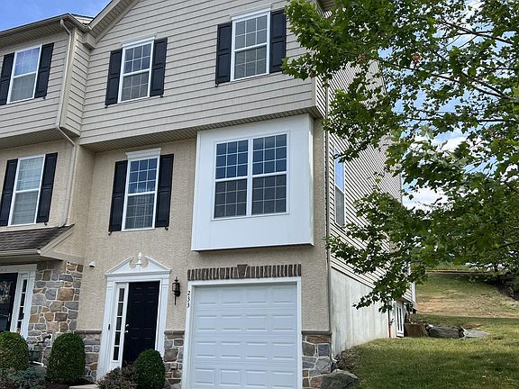2nd image of 233 Kennedy Dr
