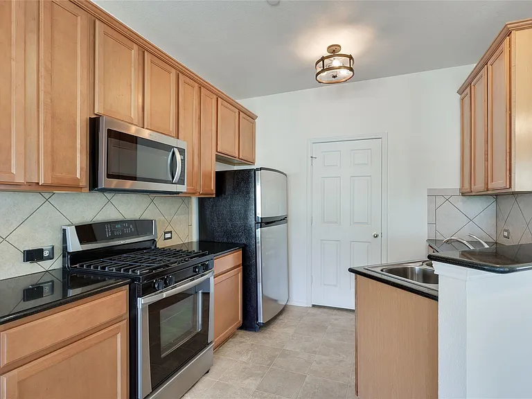 9201 Brodie Ln #2501 — Photo 11