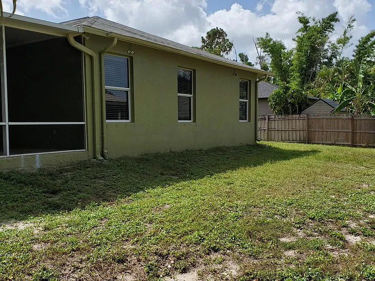 17556 Brentwood Ct — Photo 4