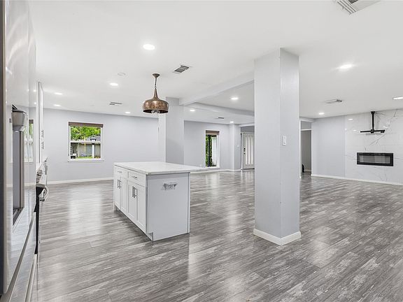 5th image of 5347 Rutherglenn Dr