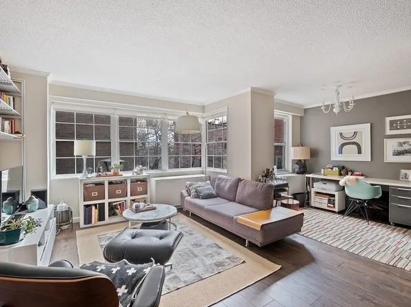 132 E 35th St #4K, New York, NY 10016
