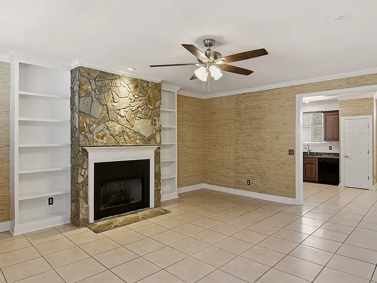 17 Abelia Ct — Photo 5