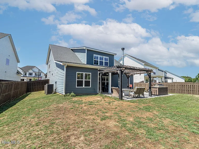 2630 Laurens St — Photo 49