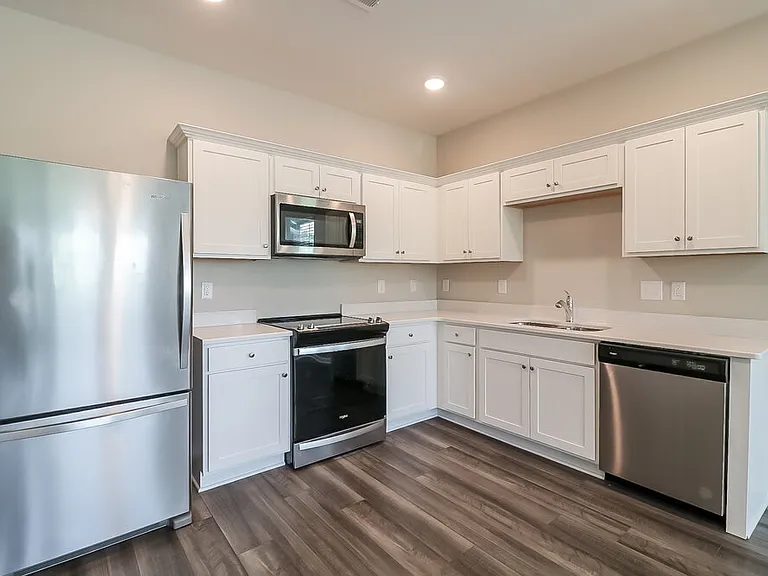 642 Wendell Falls Pkwy — Photo 7