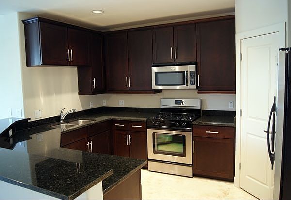 1st image of 945 E Playa Del Norte Dr