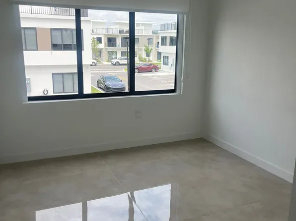 14561 SW 261st Ter #1, Homestead, FL 33032