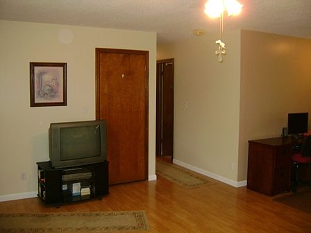 4th image of 165 W Sioux Dr