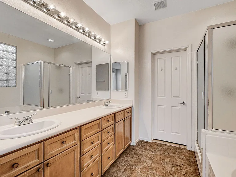 9215 Horseshoe Basin Ave — Photo 28
