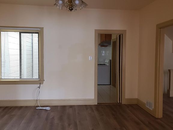 4th image of 625 33rd Ave