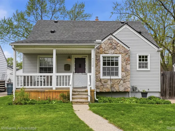 14020 Borgman St, Oak Park, MI 48237