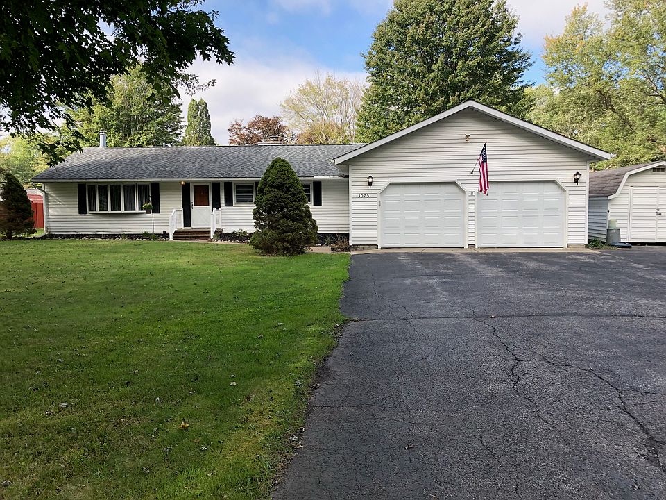 1st image of 3075 Spencer Cir E