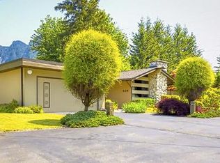 448 SE Maple Dr, North Bend, WA 98045