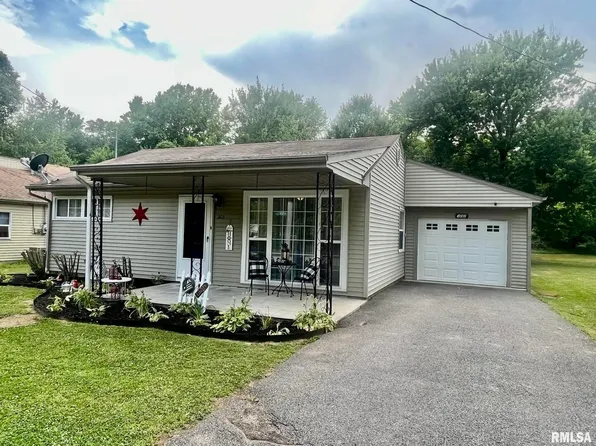 302 Lindsey Ave, Metropolis, IL 62960