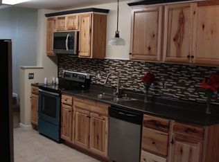 42 S Lehigh Ave, Frackville, PA 17931
