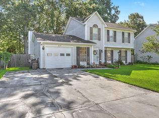 8475 Scotts Mill Dr, North Charleston, SC 29420