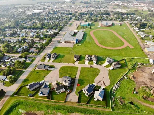5092 Cornerstone Cres, High Prairie, AB T0G 1E0