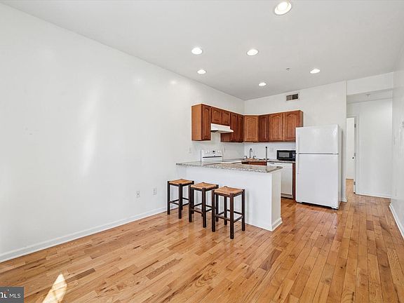 3rd image of 5643 E Wister St