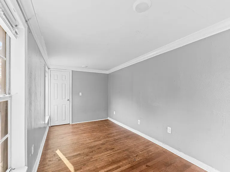 2318 Saxon St #A/B — Photo 38