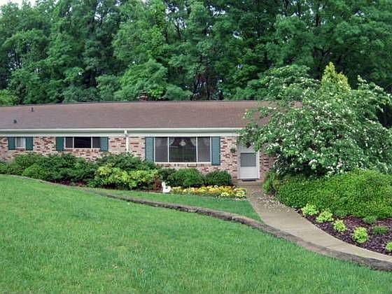 2nd image of 224 Azalea Ct