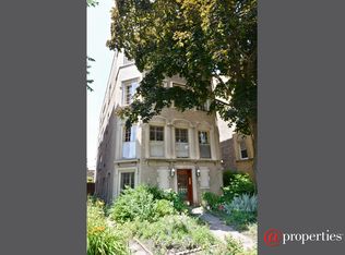 136 Custer Ave APT 2, Evanston, IL 60202