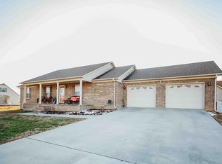 3933 High Meadow Dr, Cookeville, TN 38501