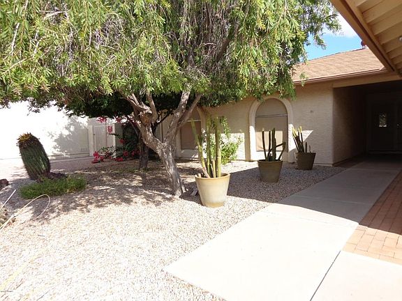4th image of 26043 S Eastlake Dr