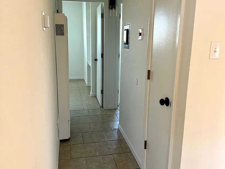 402 Cornell Dr SE #7 — Photo 13