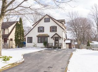 201 Seymour Rd, Rochester, NY 14609